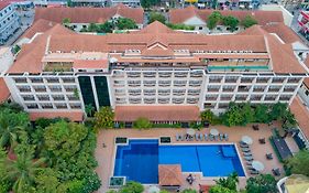 Hotel Somadevi Angkor Resort & Spa